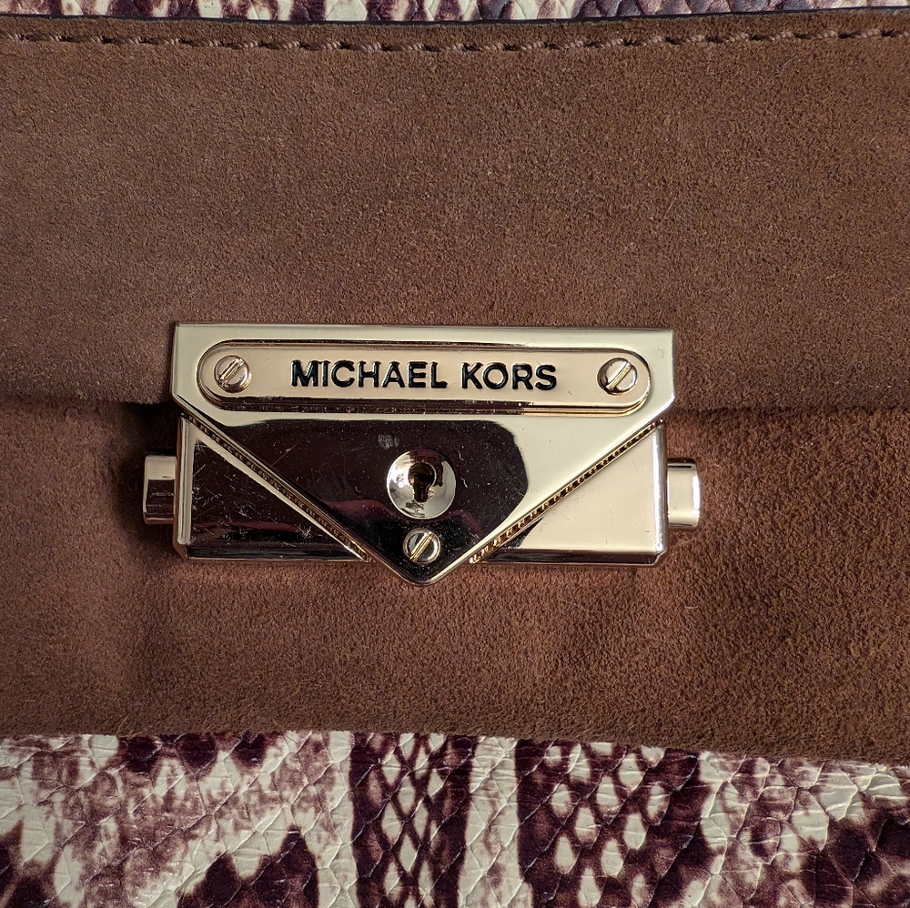 Michael Kors Cece Snakeskin Print Medium Shoulder Bag - Picture 3 of 13